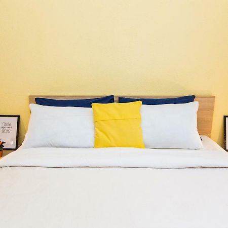 Modern 2Br Apartment In Central 利沃夫 外观 照片