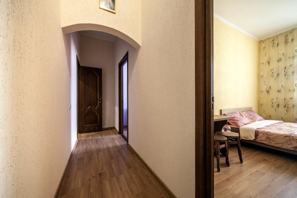 Modern 2Br Apartment In Central 利沃夫 外观 照片
