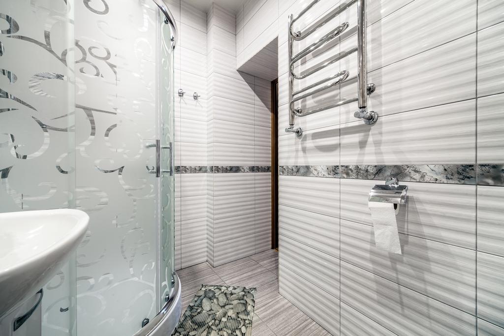 Modern 2Br Apartment In Central 利沃夫 外观 照片