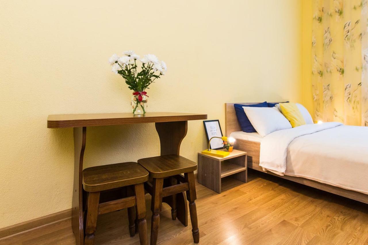 Modern 2Br Apartment In Central 利沃夫 外观 照片